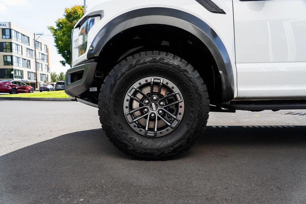 Used 2020 White Ford Raptor image 7