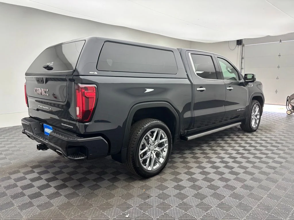 Used 2023 Silver GMC Denali image 8