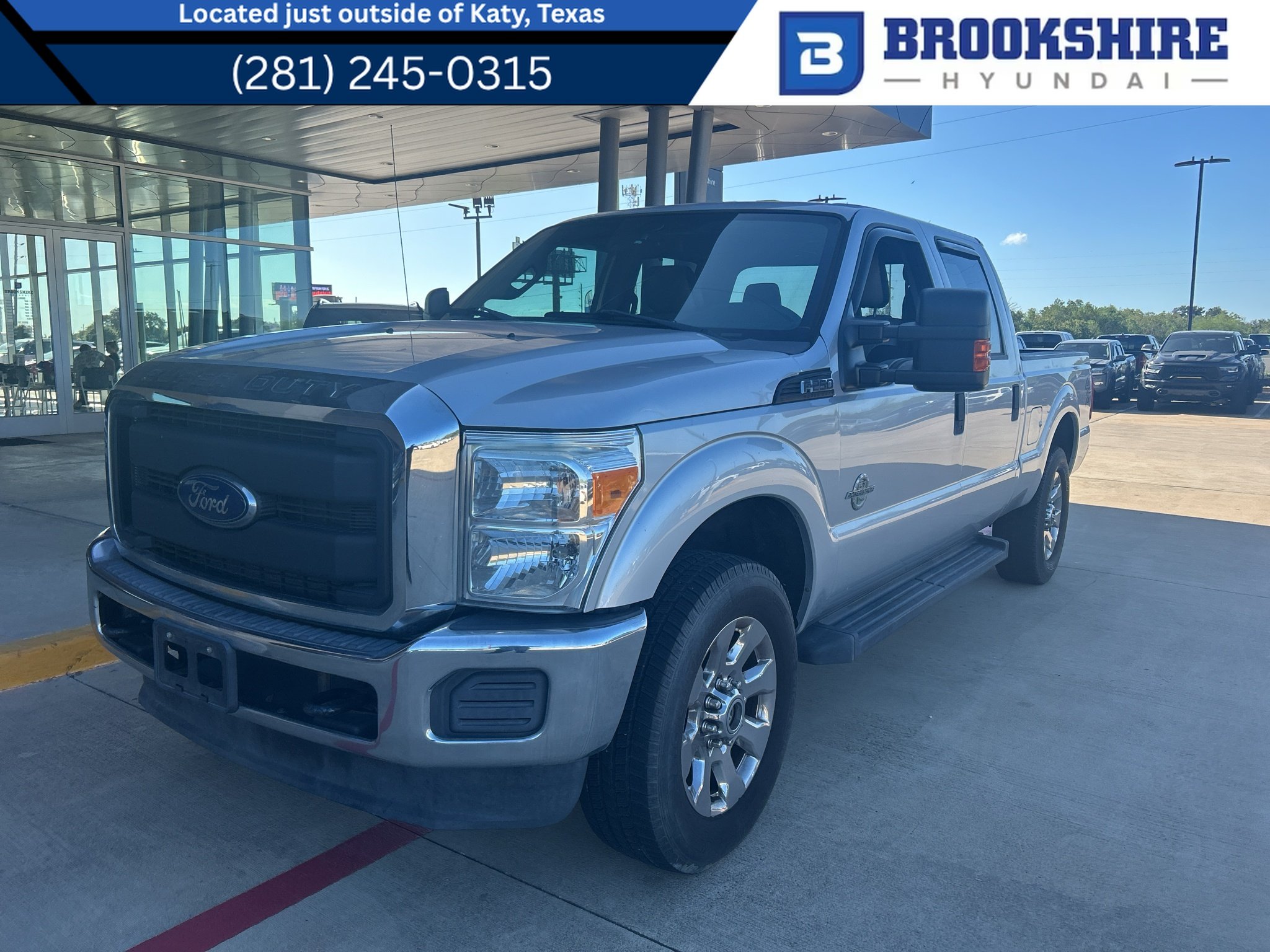 Used 2016 Ingot Silver Metallic Ford XL image 1