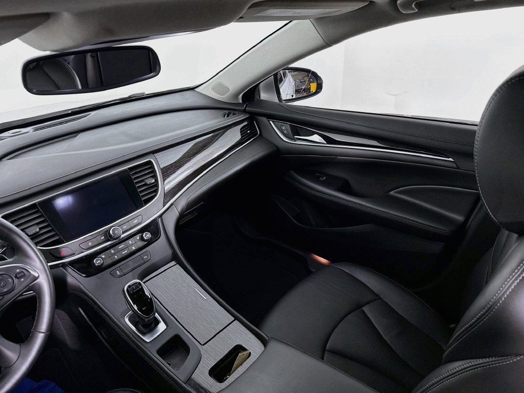 2017 Buick LaCrosse Essence - Photo 23