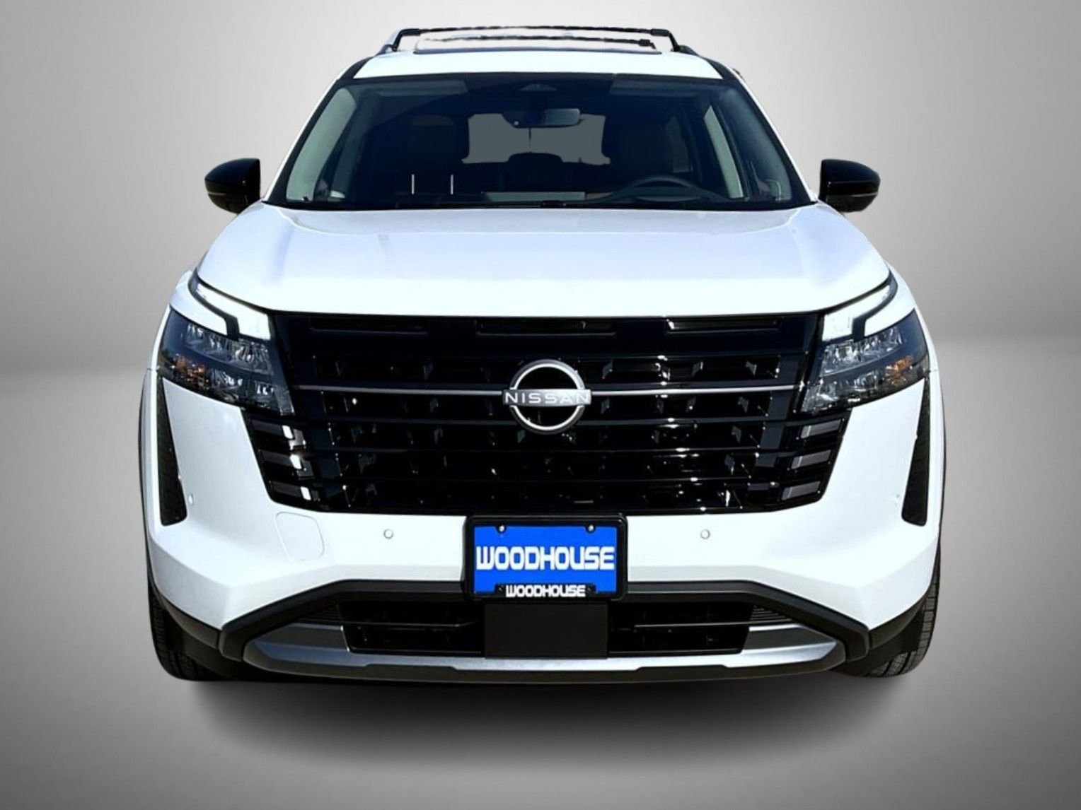 New 2026 White Nissan Platinum image 2