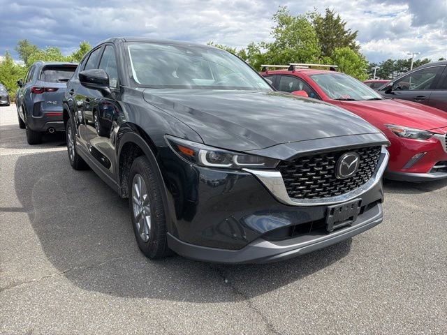 2023 Mazda CX-5 S Preferred package Auto AWD's photo