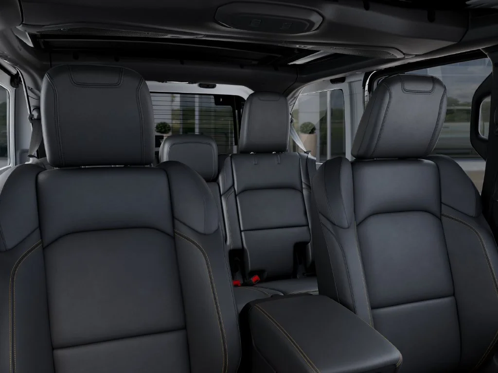 New 2026 Black Clear-Coat Exterior Paint Jeep Sahara image 27