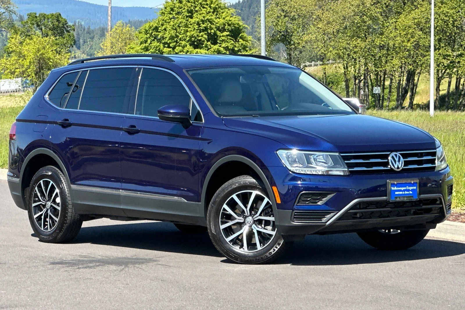 2021 Volkswagen Tiguan 2.0T SE 4Motion's photo