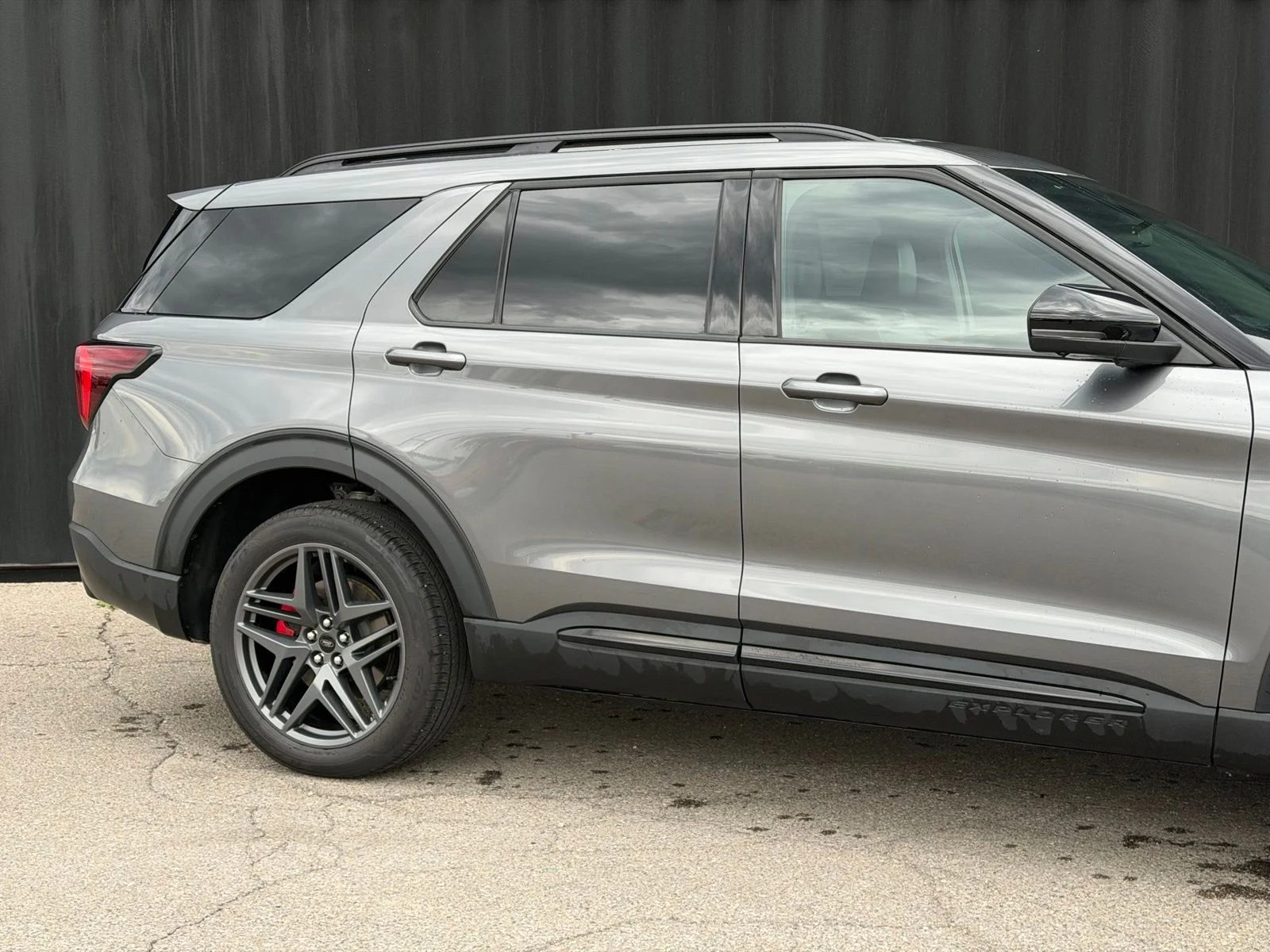 Used 2025 Gray Ford ST-Line image 5