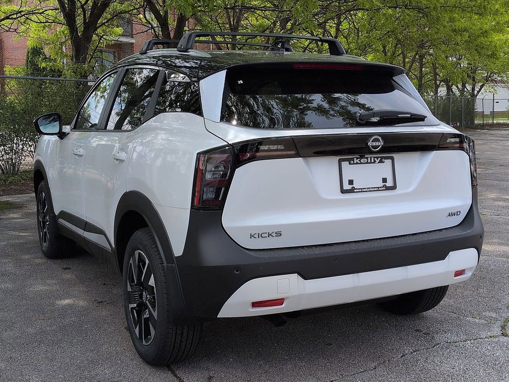 New 2026 Aspen White TriCoat / Super Black Two-tone Nissan SV image 11