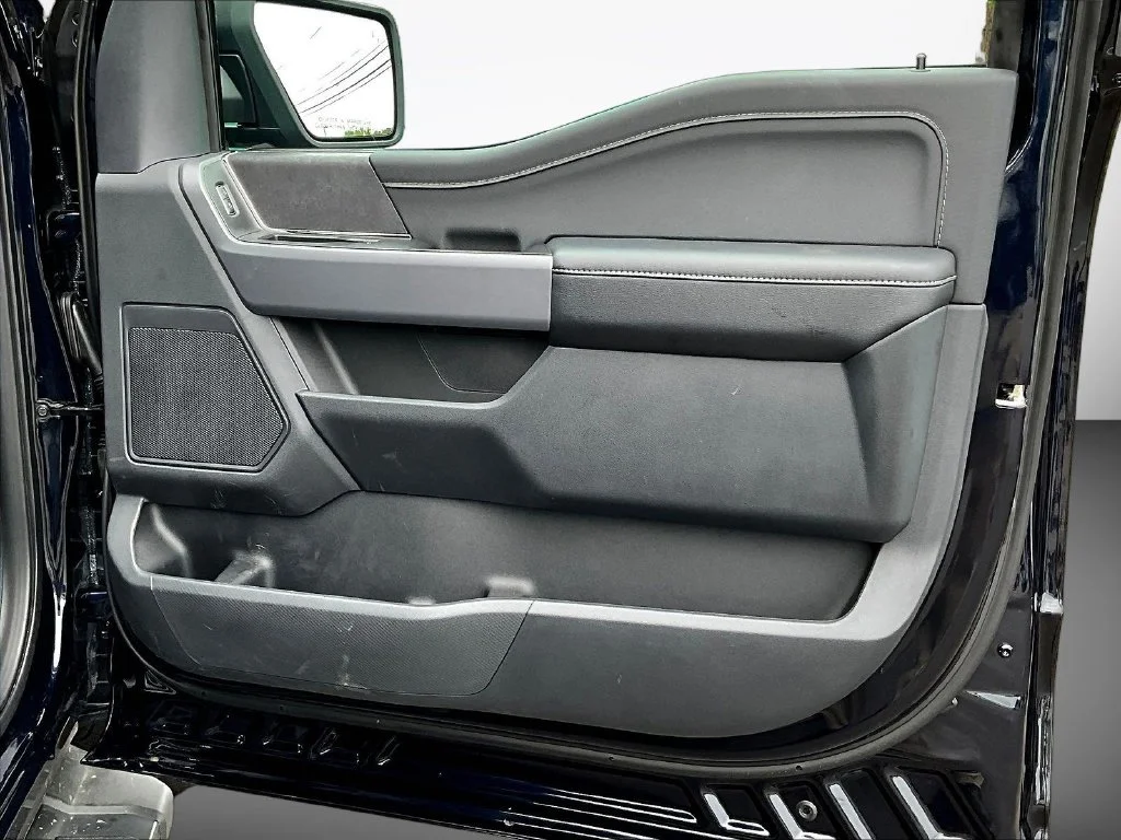 Used 2026 Blue Ford XLT image 30