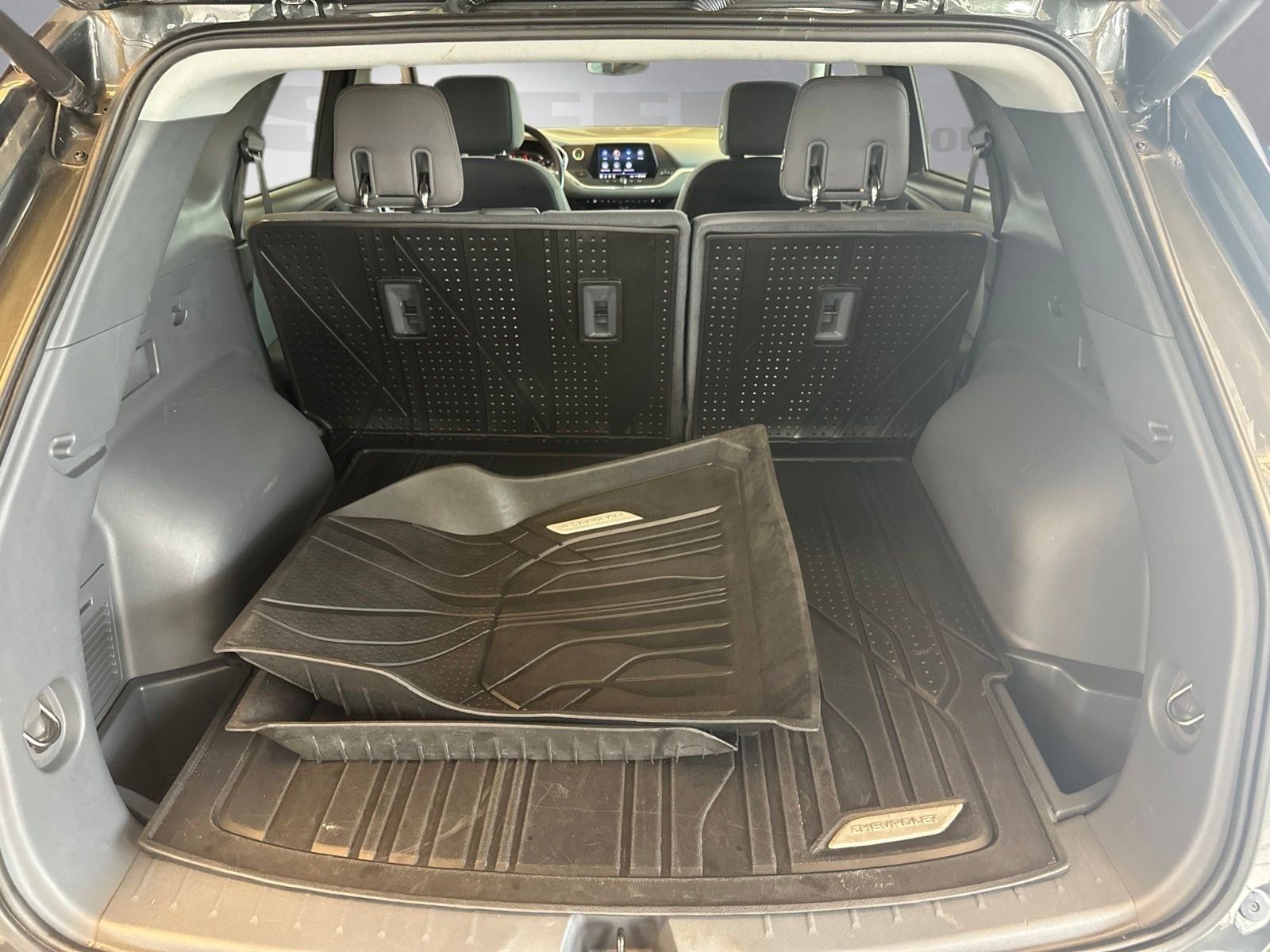 Used 2019 Gray Chevrolet Base image 26