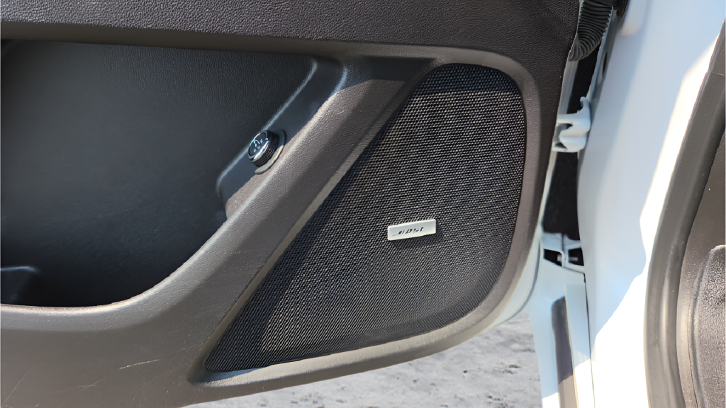 Used 2020 Beige Chevrolet Premier image 41