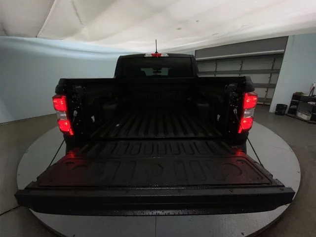 Used 2024 Black Ford XLT image 22