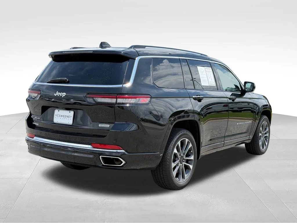 Used 2021 Black Jeep Overland image 29