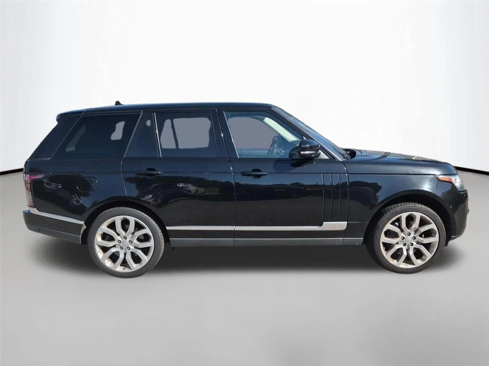 Used 2016 Santorini Black Land Rover HSE image 6