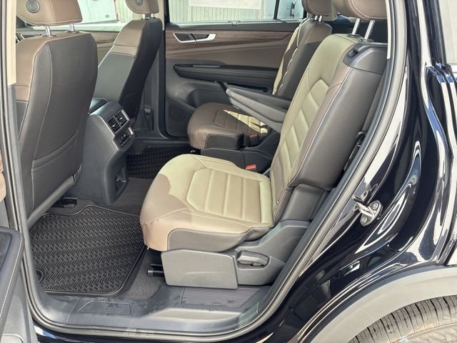 New 2026 Deep Black Volkswagen 2.0T SEL image 9
