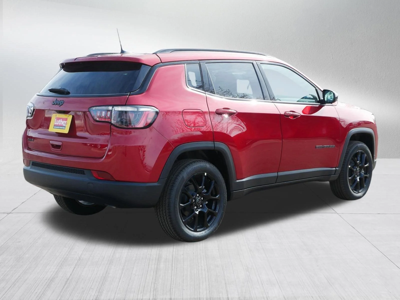 New 2026 Red Hot Pearl-Coat Exterior Paint Jeep Latitude Altitude image 7