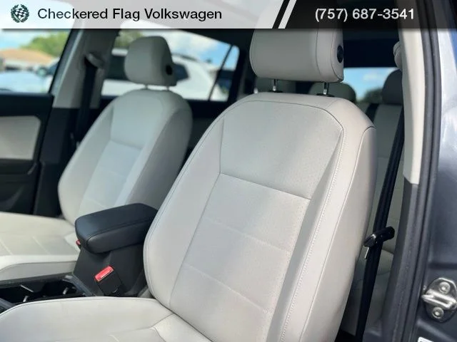 Used 2019 Platinum Gray Metallic Volkswagen 2.0T SEL 4Motion image 24