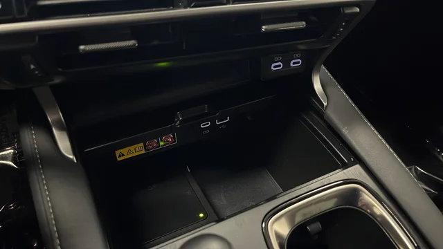 Used 2024 Iridium Lexus 350h Premium Plus image 32