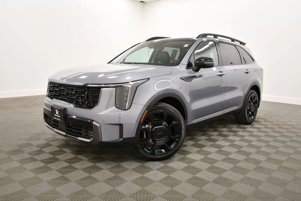 Certified 2025 Kia Sorento X-Line EX with VIN 5XYRHDJF4SG377535 for sale in Rochester, Minnesota