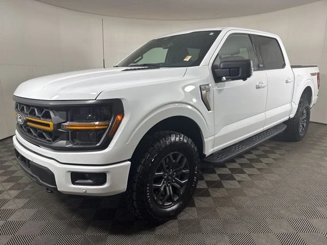 Used 2025 White Ford Tremor image 8