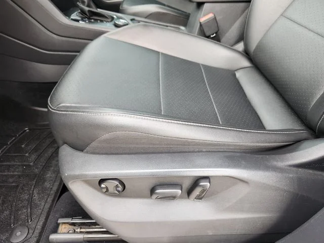 Used 2019 White Volkswagen 2.0T SEL R-Line image 25