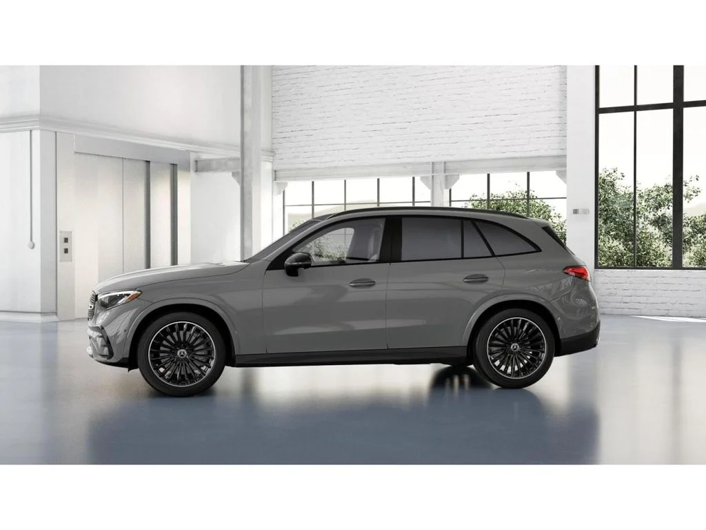 New 2027 White Mercedes-Benz GLC 300 image 35