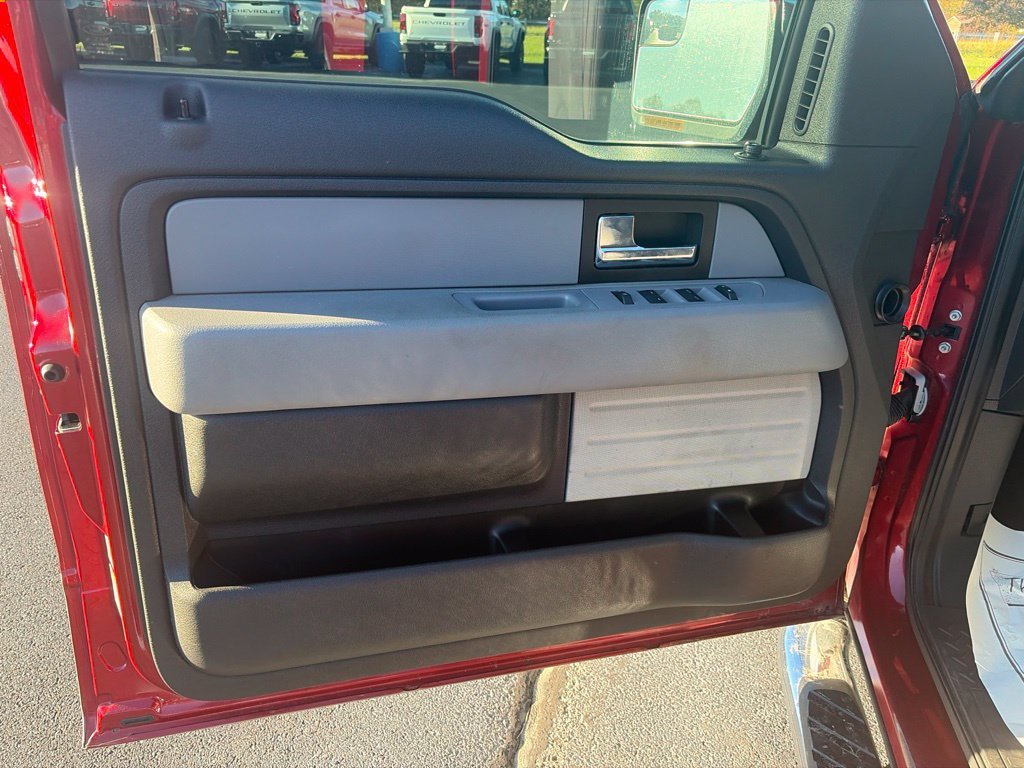 Used 2014 Red Ford XL image 14