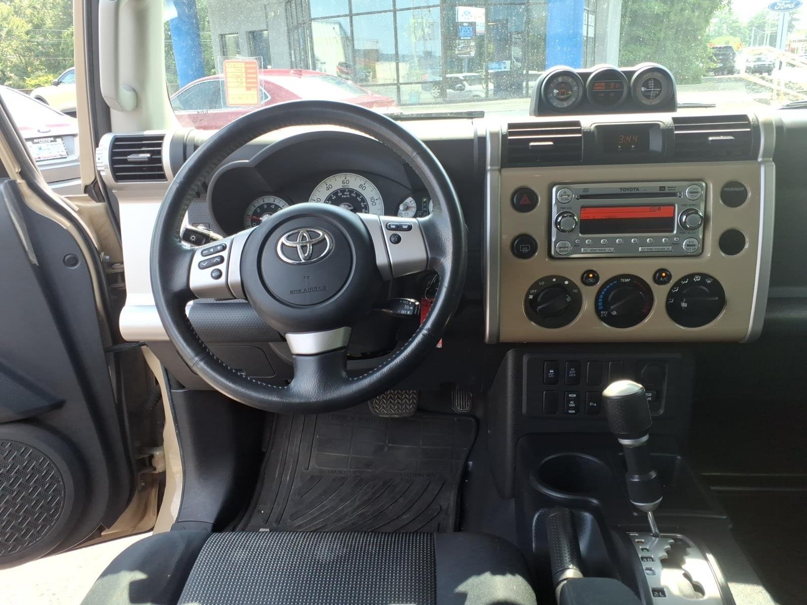 Used 2014 Quicksand Toyota Base image 13