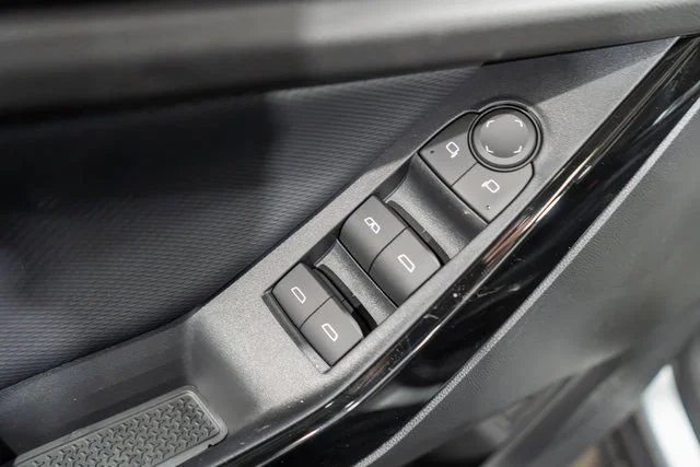 2027 Chevrolet Equinox LT - Photo 16