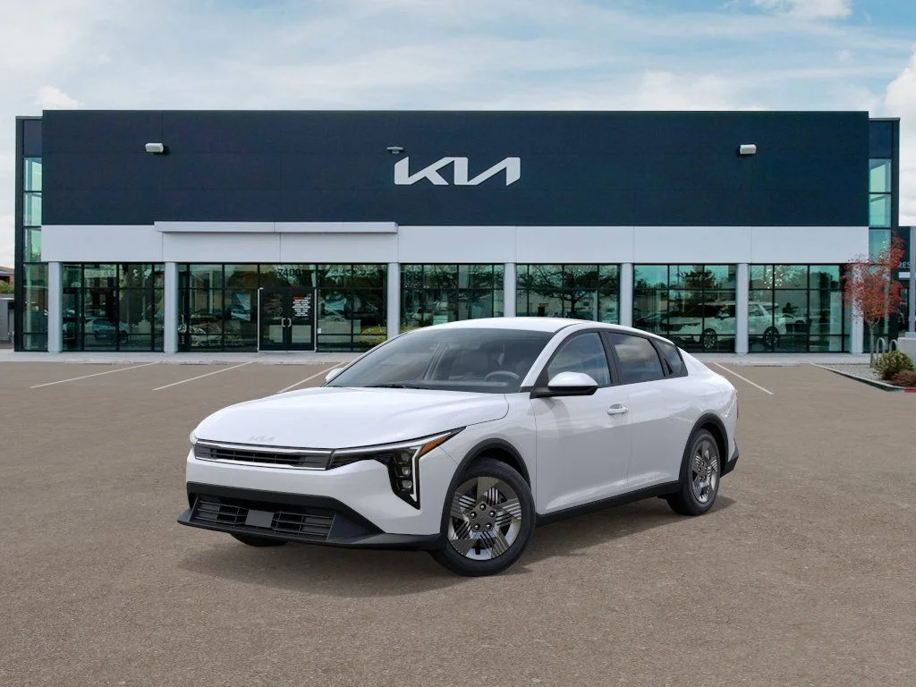 New 2026 White Kia LX image 1