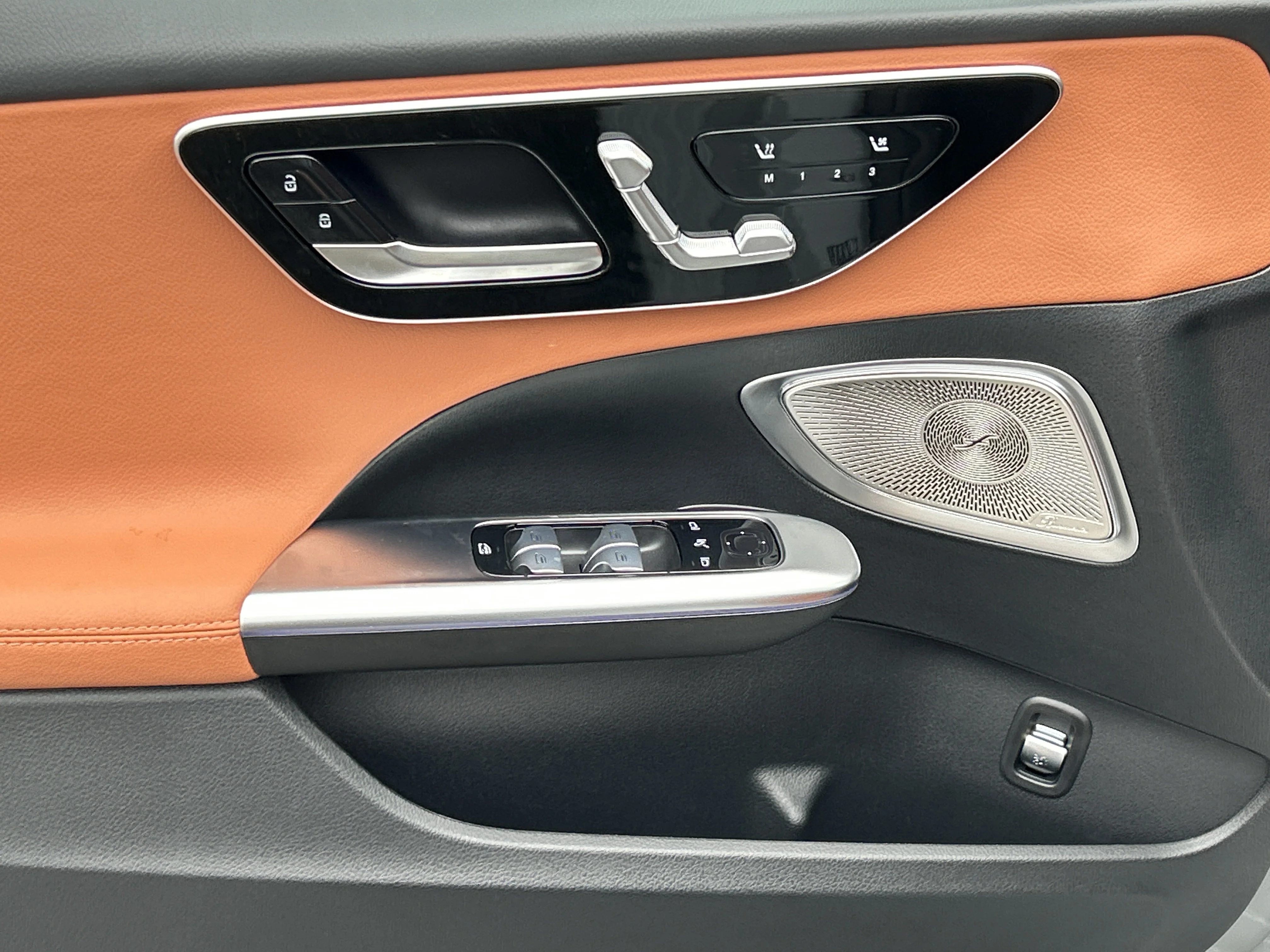 New 2026 MANUFAKTUR Alpine Grey Mercedes-Benz C 300 4MATIC® Sedan image 18