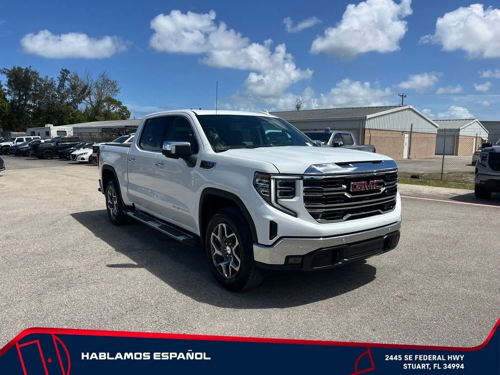 New 2026 Summit White GMC SLT image 2