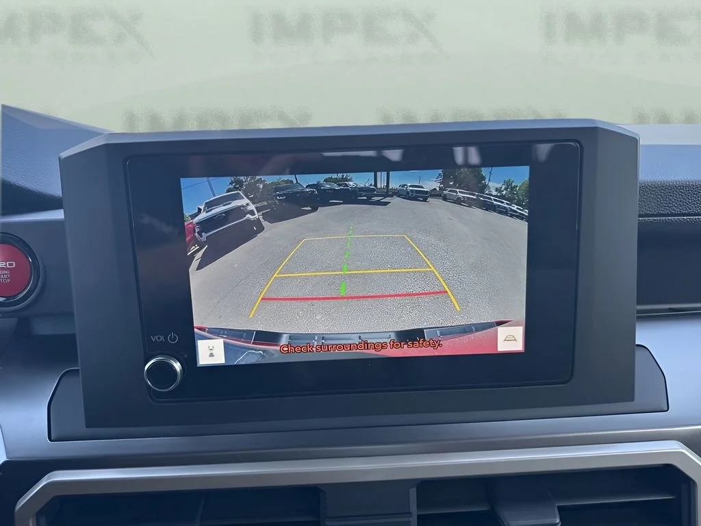 Used 2025  Toyota SR image 19