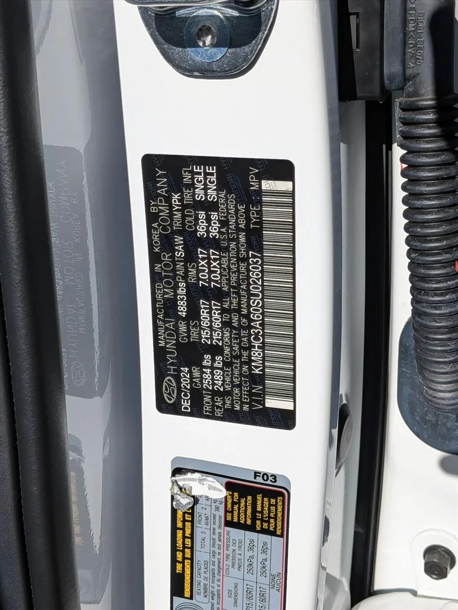Used 2025 Atlas White Hyundai SEL image 24