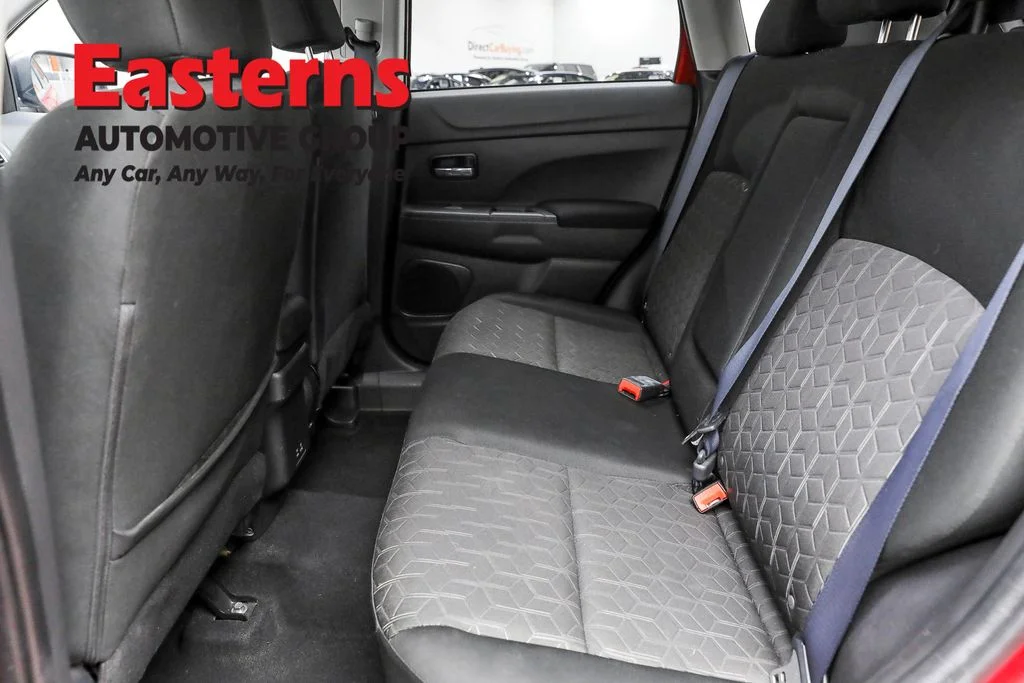 Used 2022 Red Mitsubishi 2.0 LE image 20