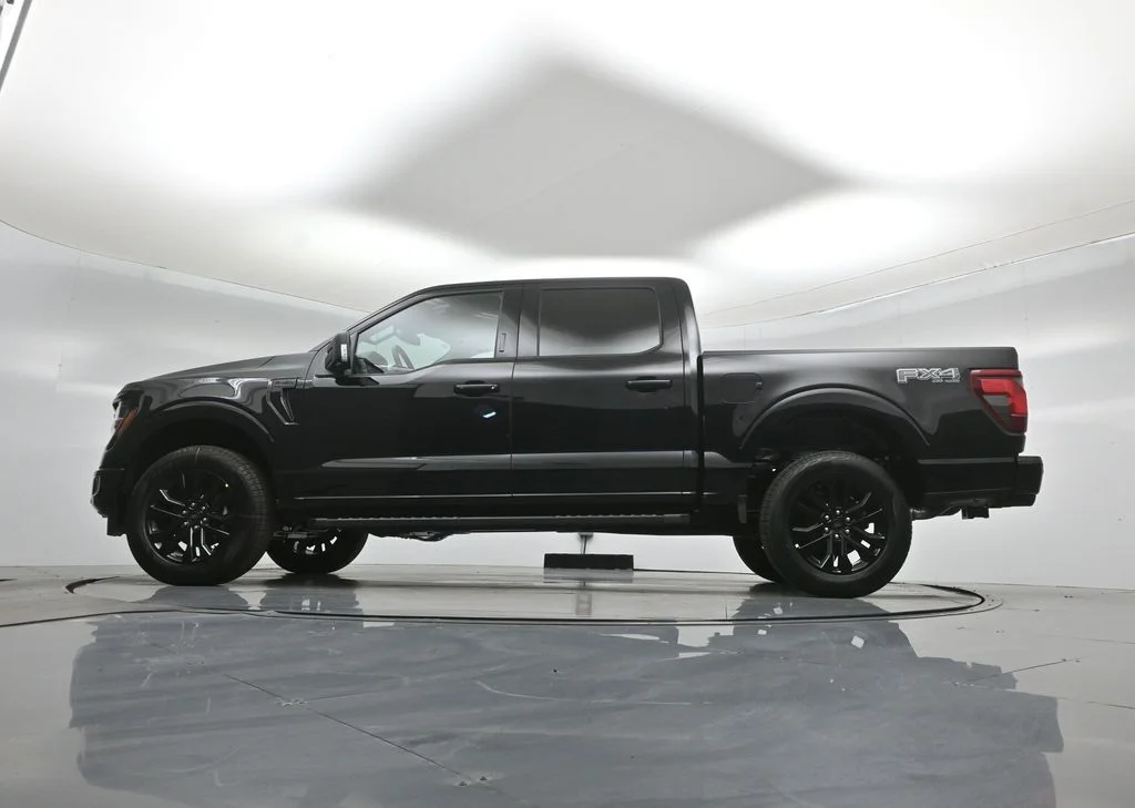 New 2026 Agate Black Metallic Ford XLT image 49