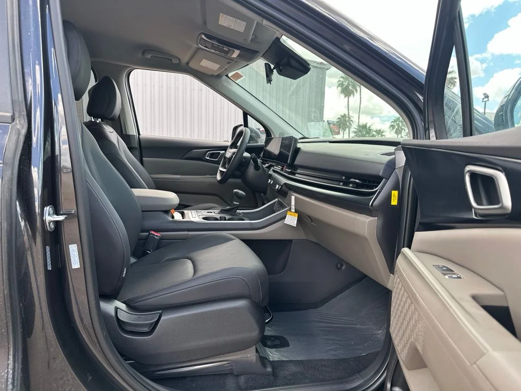 New 2027  Kia LXS image 14
