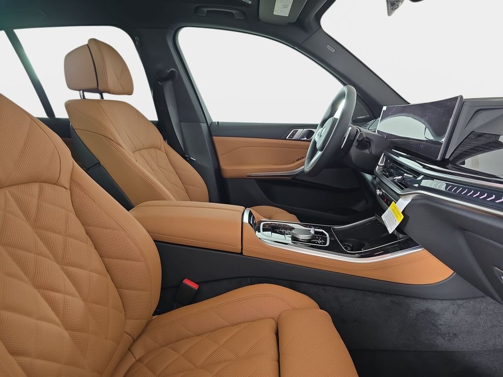New 2026 Black Sapphire Metallic BMW xDrive40i image 9