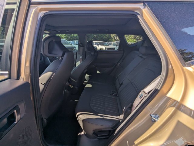 New 2027 Terrain Brown Kia X-Line SX image 14