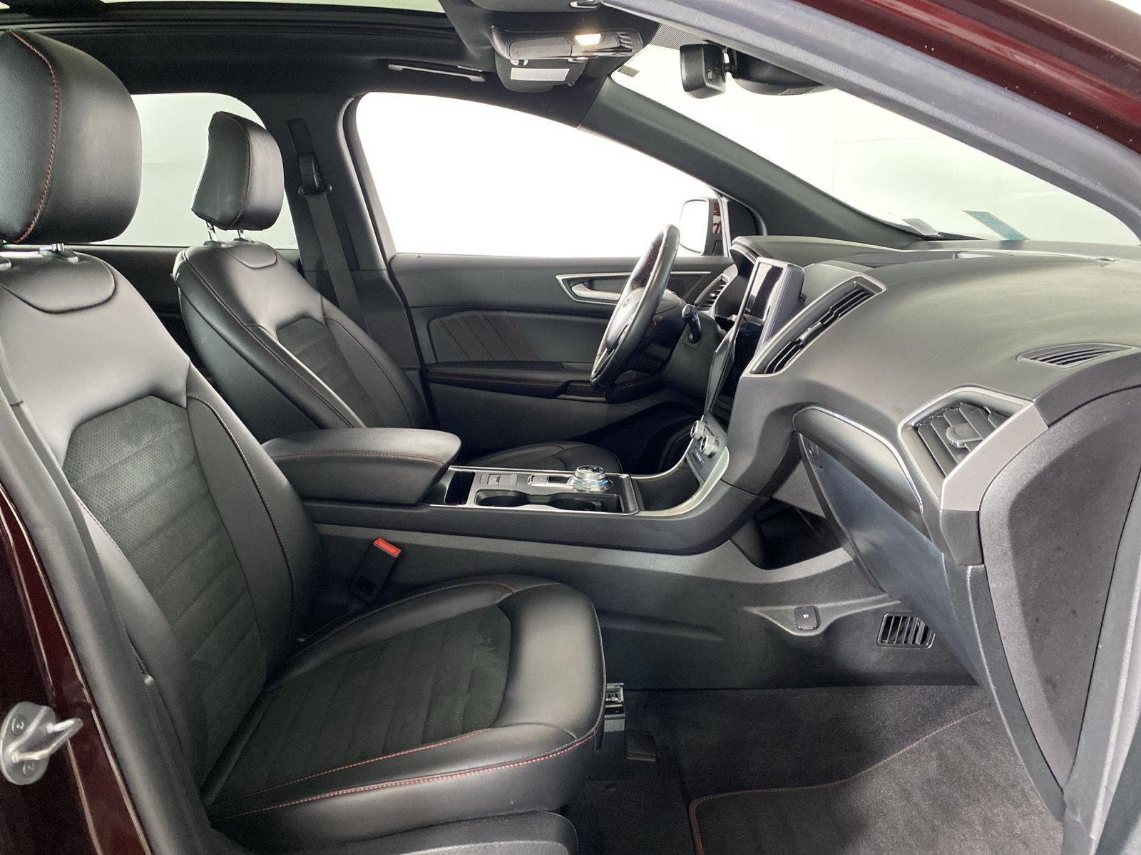 Used 2023 Burgundy Velvet Metallic Tinted Clearcoat Ford ST-Line image 28
