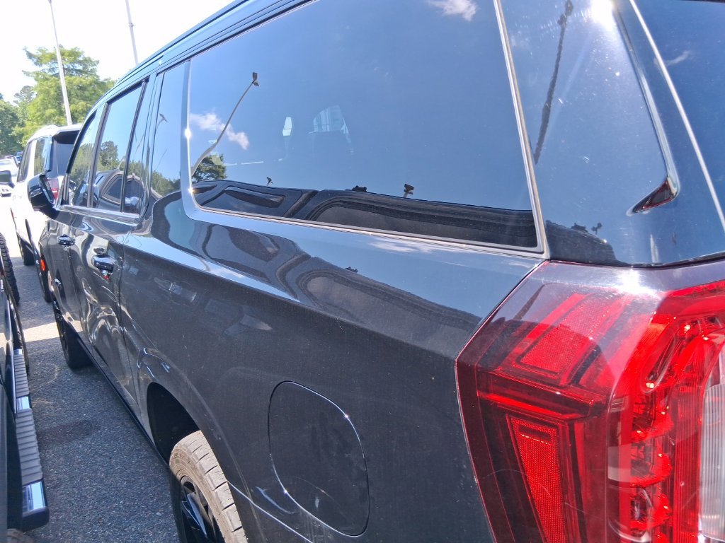 Used 2022 Black GMC AT4 image 10