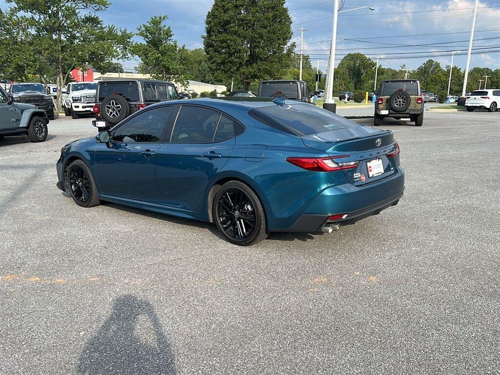 Used 2025 Ocean Gem Toyota SE image 3