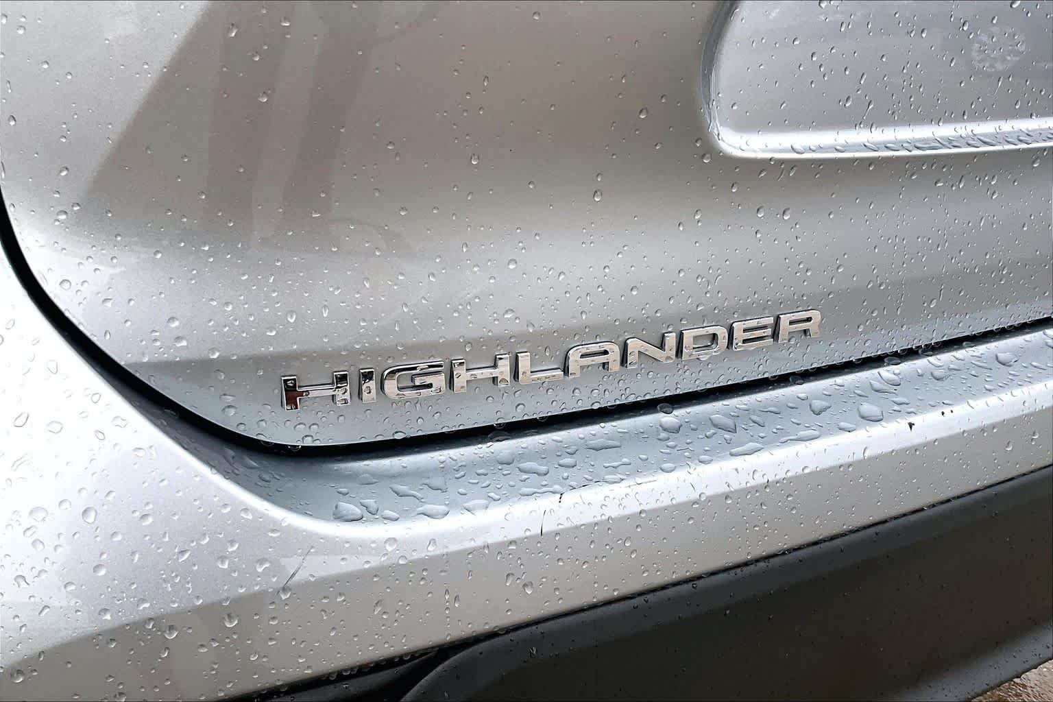 Used 2022 Celestial Silver Metallic Toyota LE image 30