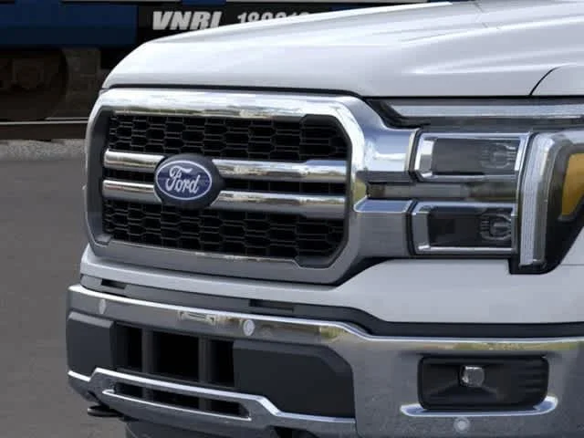 New 2026 Oxford White Ford LARIAT image 17