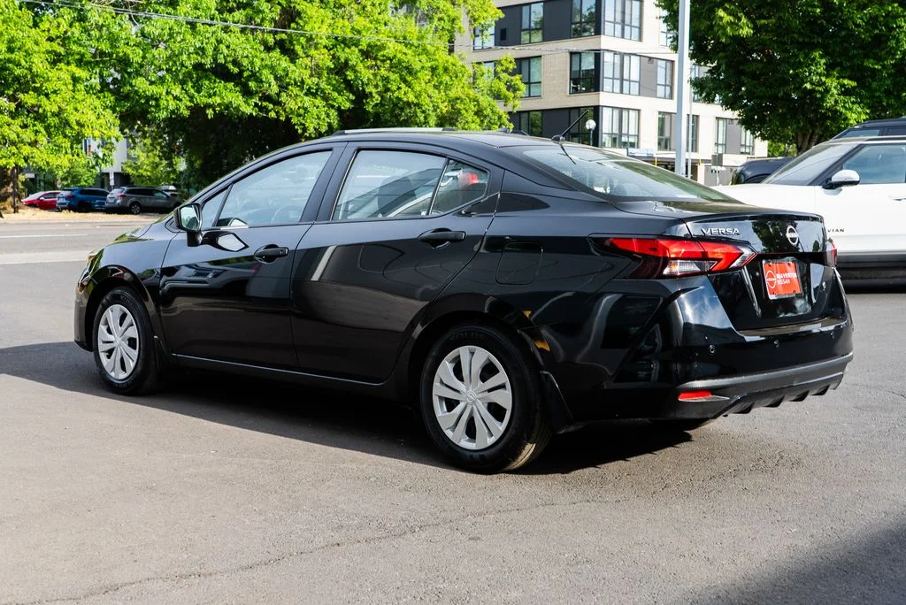 Certified Used 2025 Black Nissan 1.6 S image 4