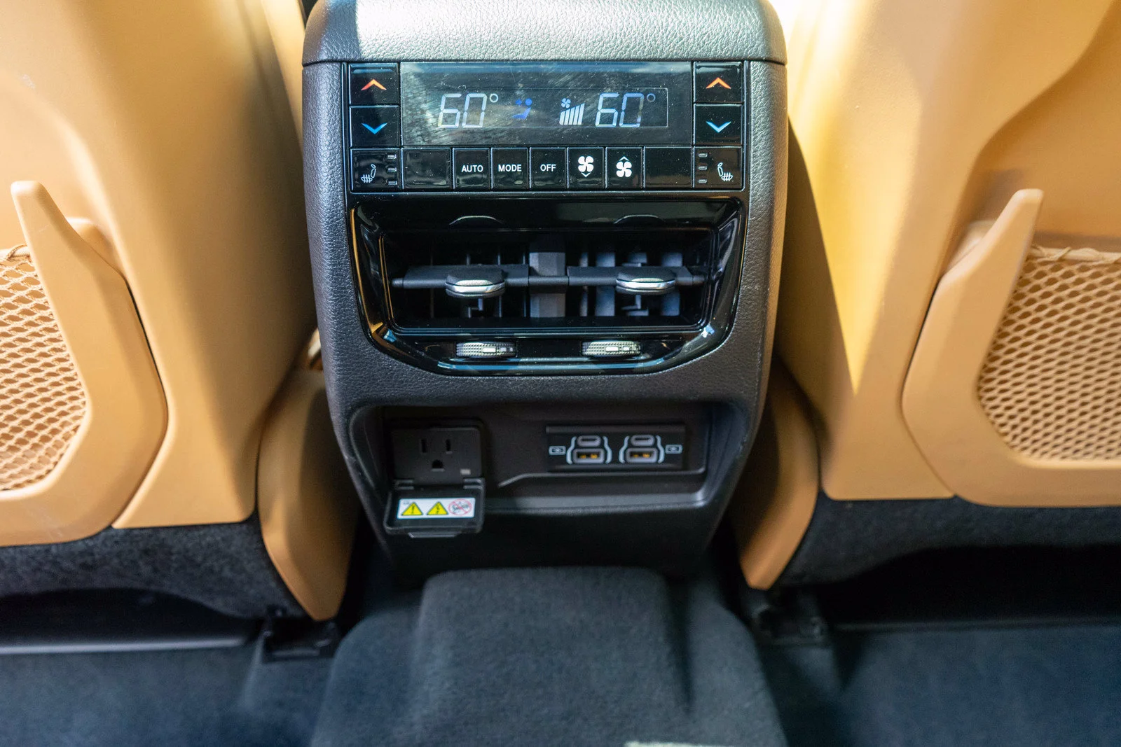 Used 2023 Bright White Clearcoat Jeep Summit image 33
