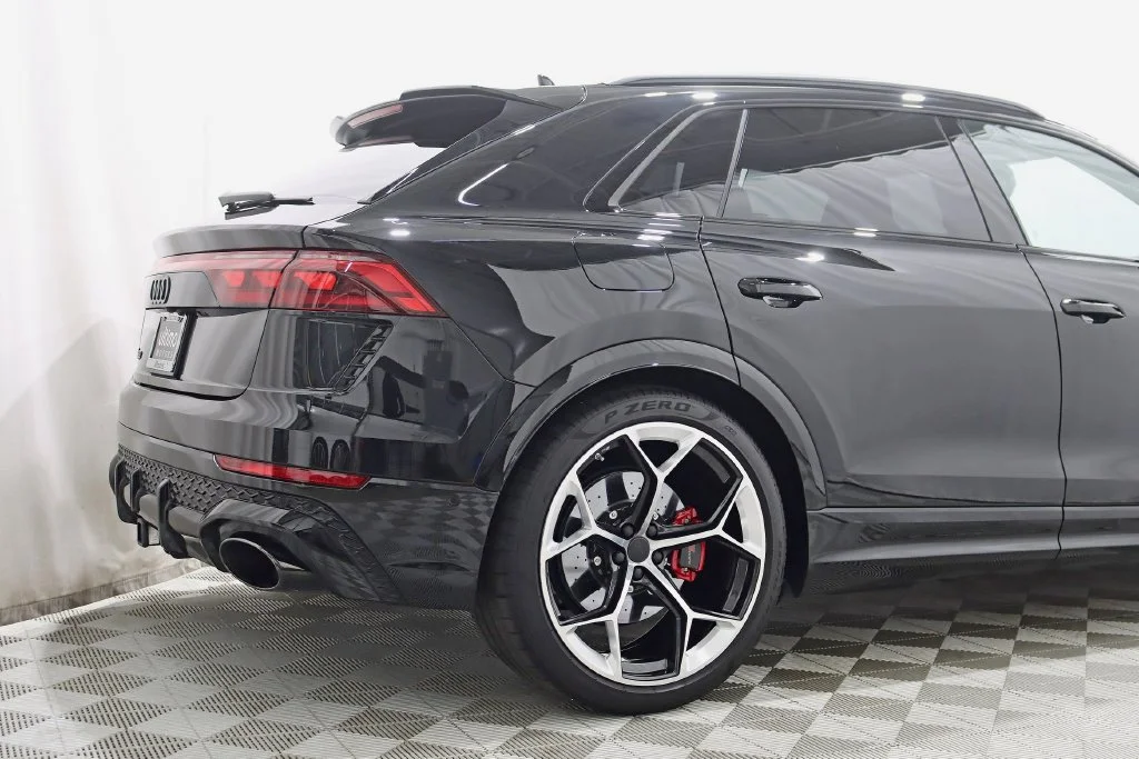 Used 2026 Black Audi 4.0T image 9