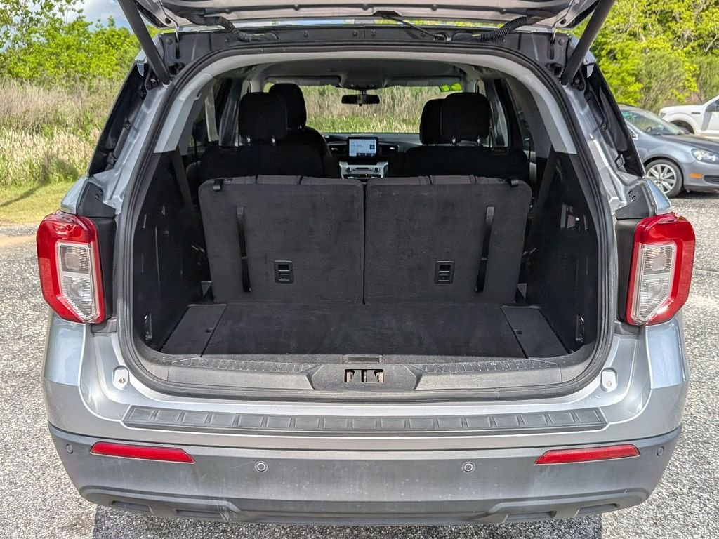 Used 2021 Silver Ford XLT image 26