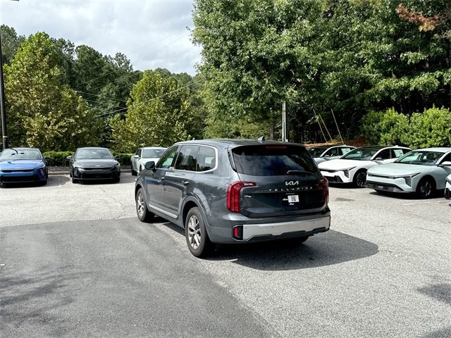 2023 Kia Telluride LX photo 3