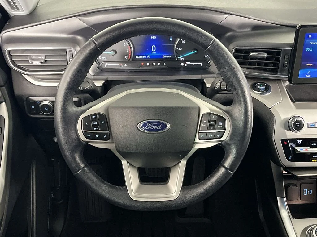 Used 2021 Blue Ford XLT image 14