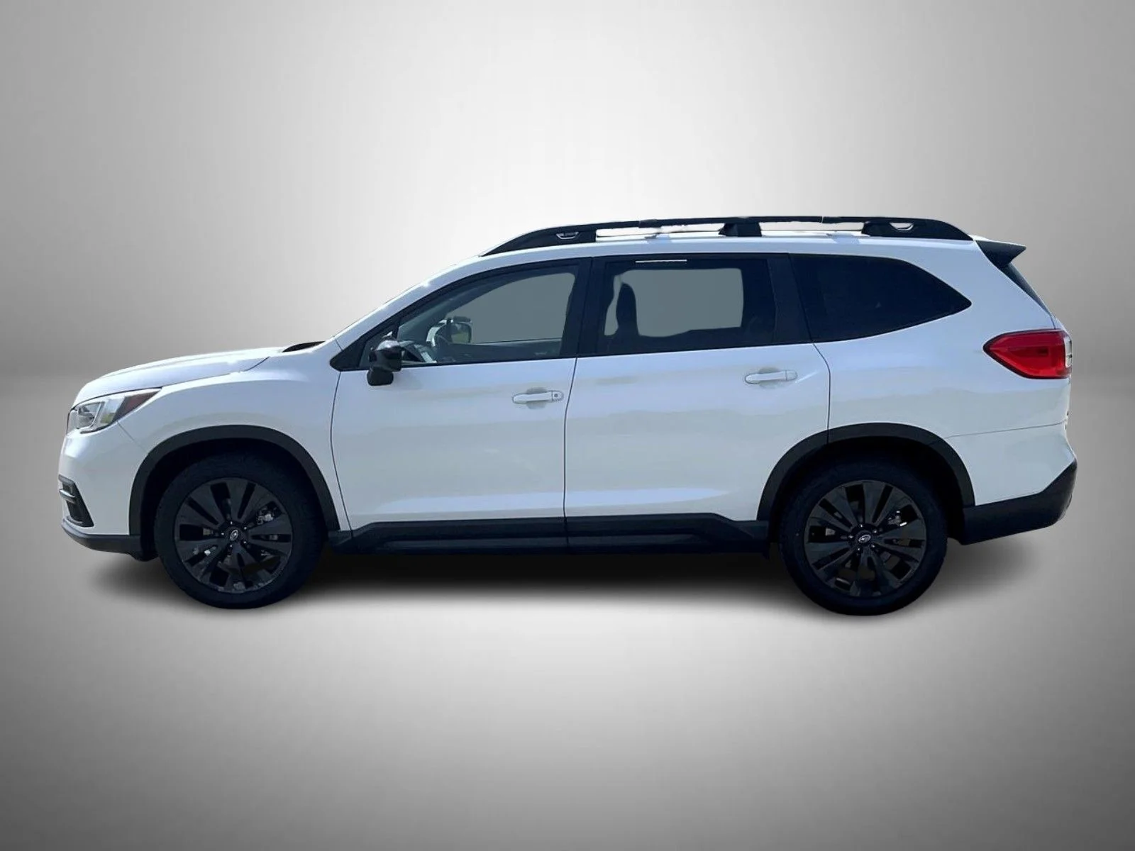 Used 2022 White Subaru Onyx Edition image 8