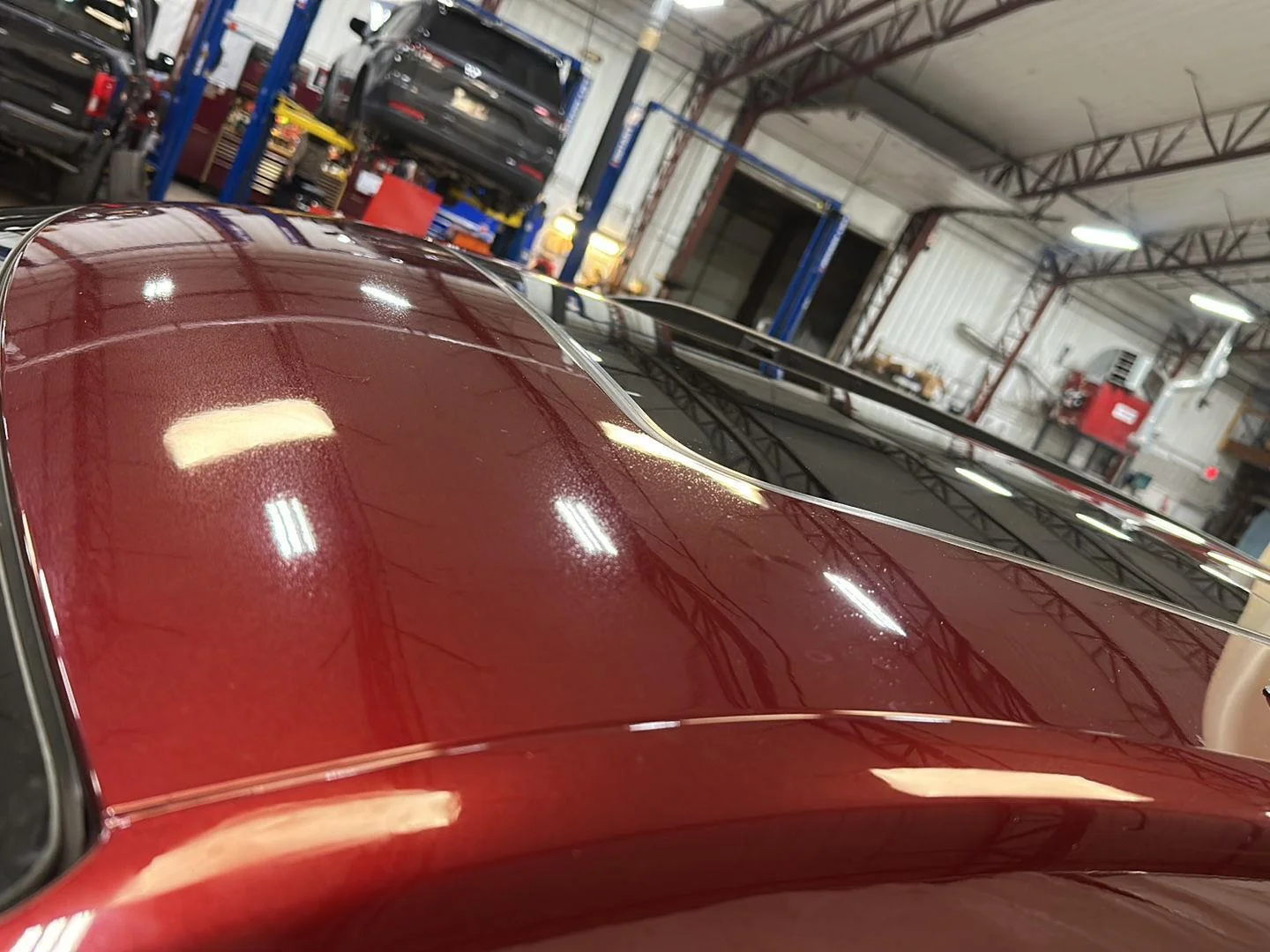 Used 2023 Velvet Red Pearlcoat Jeep Altitude X image 15